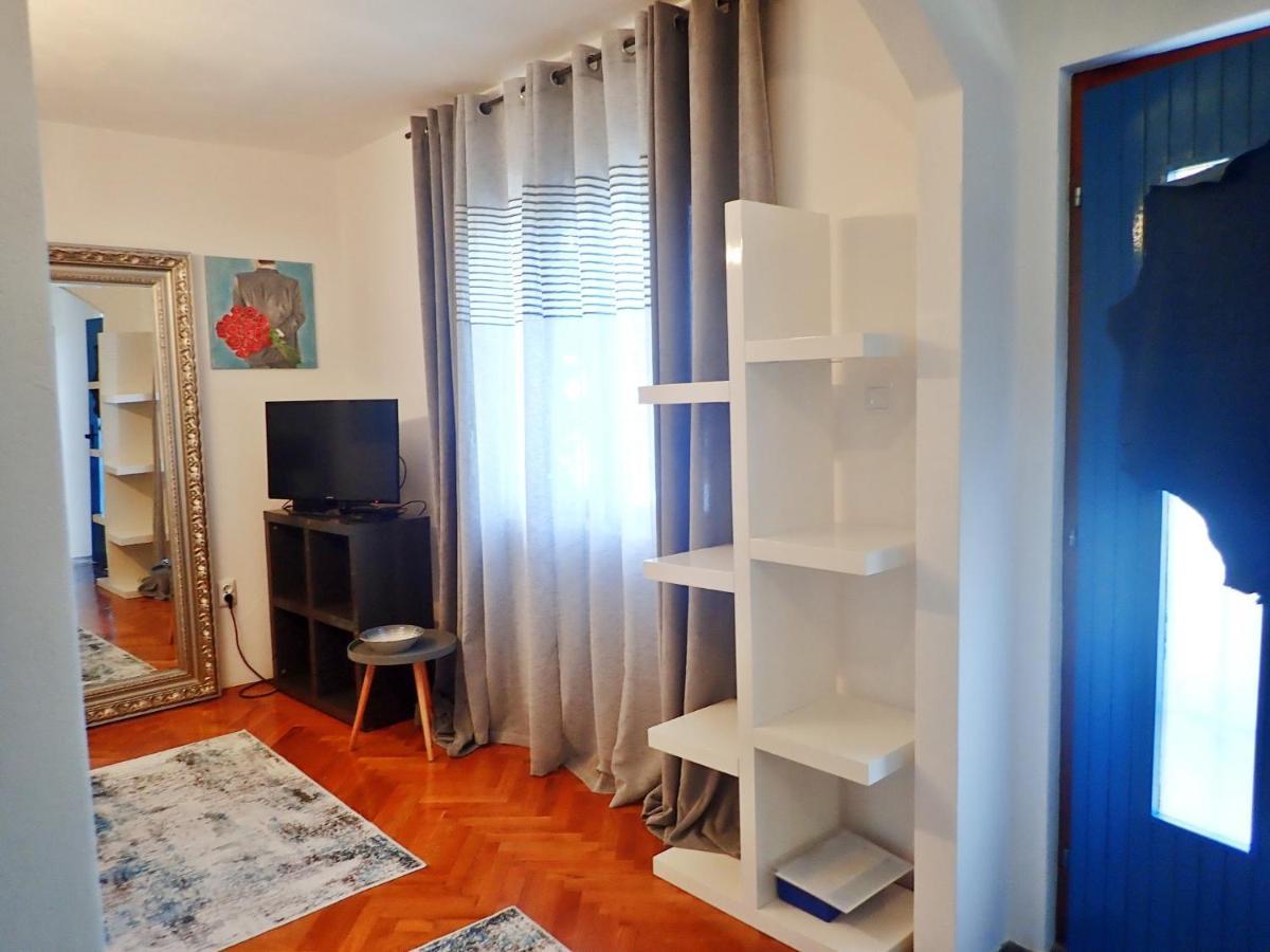 Studio Mare -30 M From A Lonely Beach Barić Draga Exteriör bild